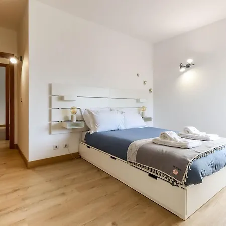 Flor Do Mar - Spacious With Balcony *