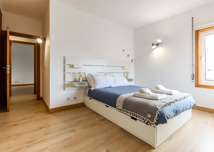 Flor Do Mar - Spacious With Balcony *