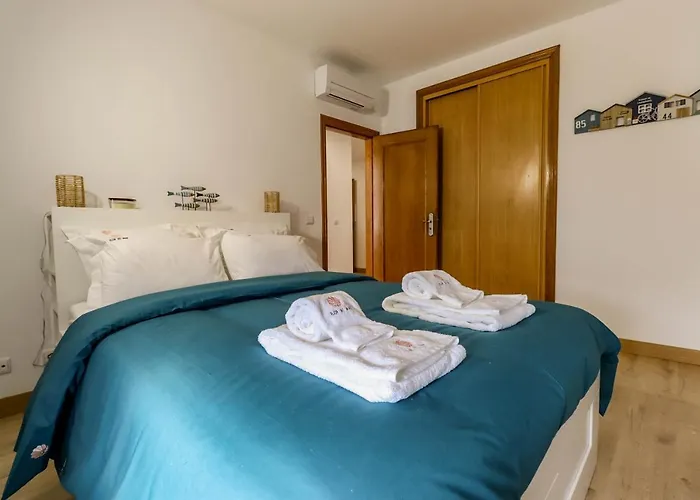 Апартаменты Flor Do Mar - Spacious With Balcony Вила-Прайа-де-Анкора