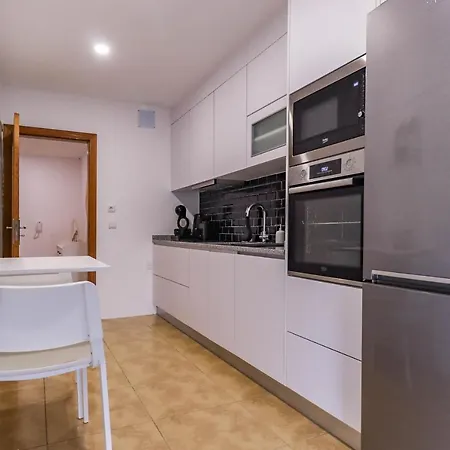 Flor Do Mar - Spacious With Balcony *