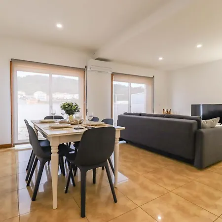 Flor Do Mar - Spacious With Balcony Apartament *